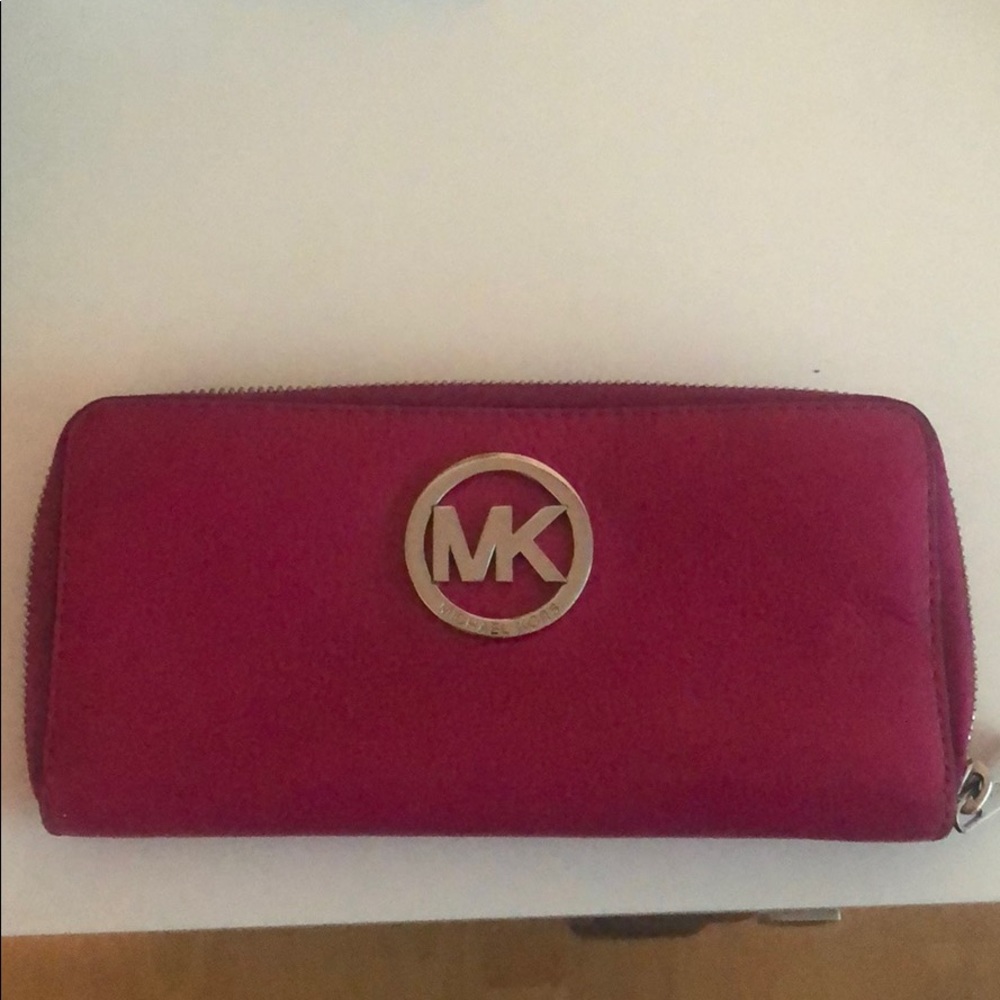 Hot pink Michael Kors wallet